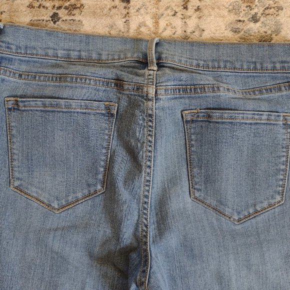 Old Navy Women’s Jeans Size 10 - Picture 6 of 8